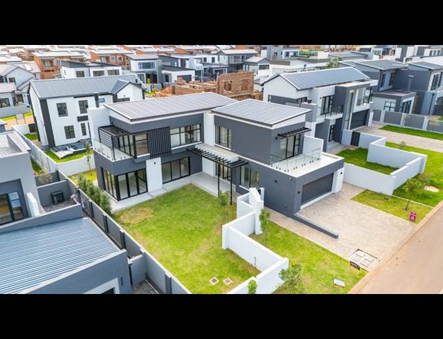 4 BEDROOM HOUSE FOR SALE IN FOUNTAINBROOK ESTATE